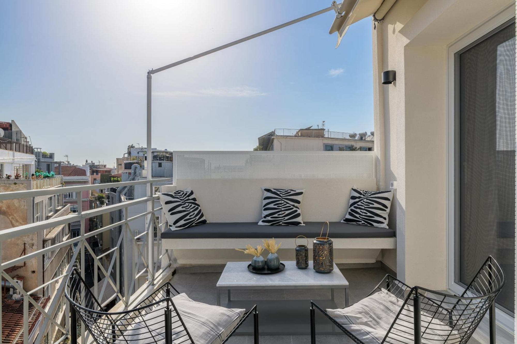 Central Sunny Loft With Plunge Pool Athens Exterior photo